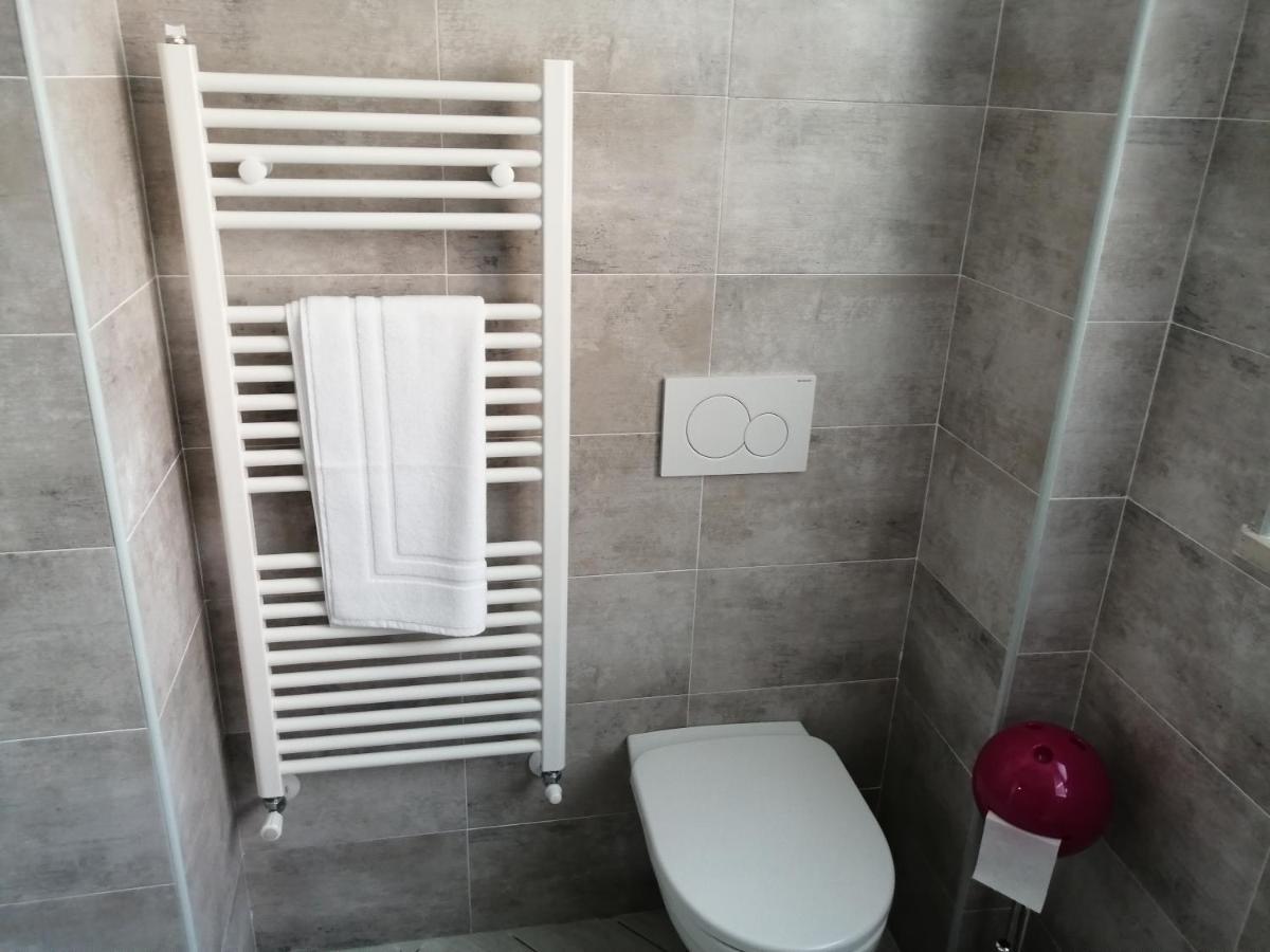 Alexa Casa Vacanze Pero Luaran gambar